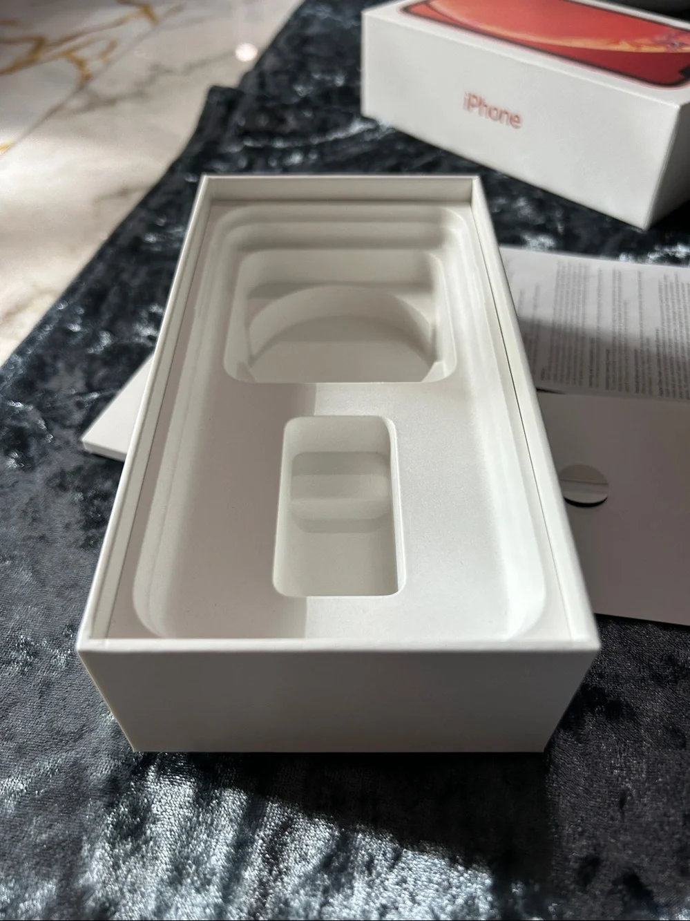 Apple iPhone Xr White Packaging Inserts - Empty Box ONLY- Apple iPhone EMPTY BOX